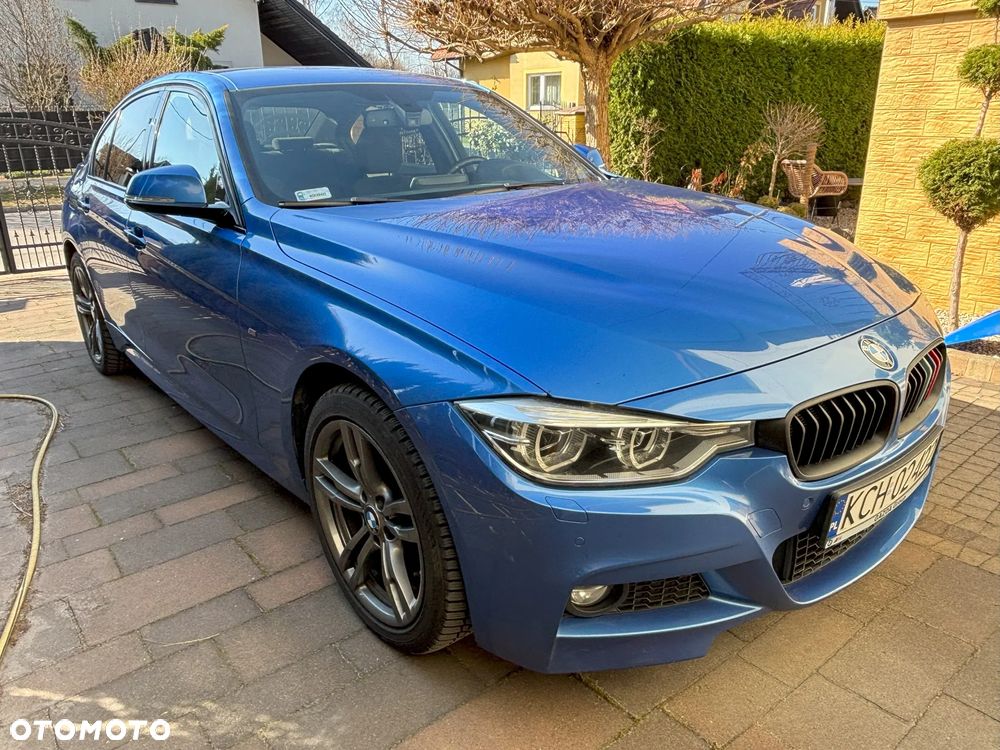 BMW Seria 3 320d xDrive - 16
