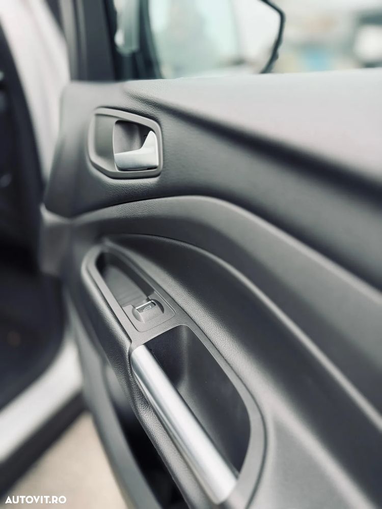 Ford Kuga 2.0 EcoBlue Aut. 4x4 COOL&CONNECT - 20