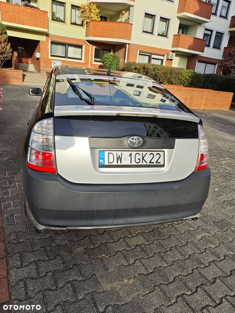 Toyota Prius 1.5 VVT-i Sol (nav) - 4