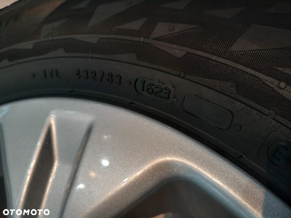 Koła Zimowe 225/65R17 Ford Kuga 2019- (Nokian) - 8