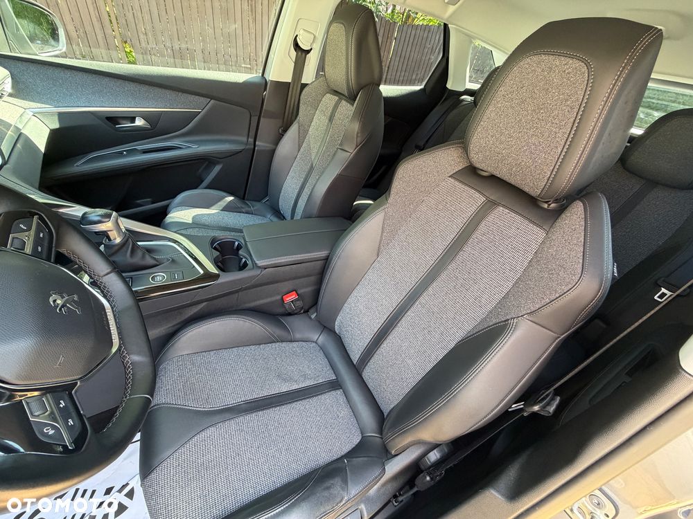 Peugeot 3008 1.5 BlueHDi Allure Pack S&S - 15