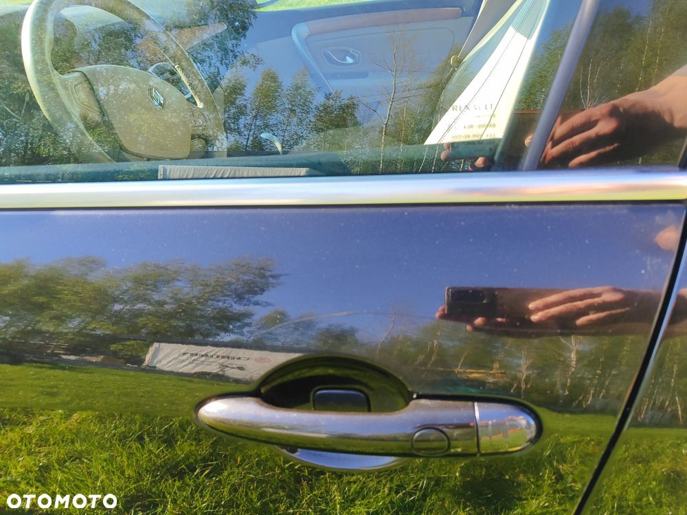 Renault Laguna 2.0 DCi Initiale - 11