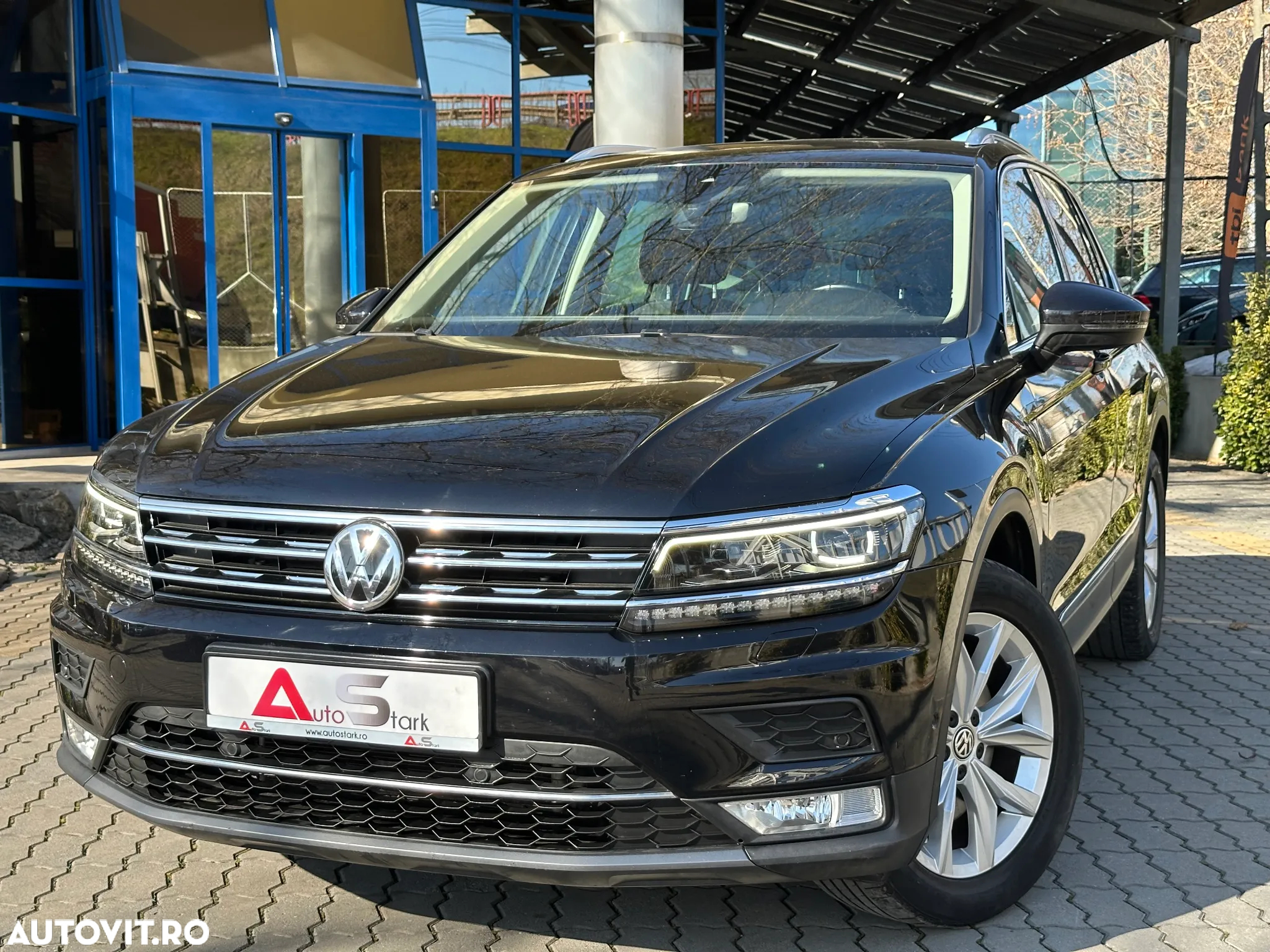 Volkswagen Tiguan 2.0 TDI 4Mot DSG Highline - 9