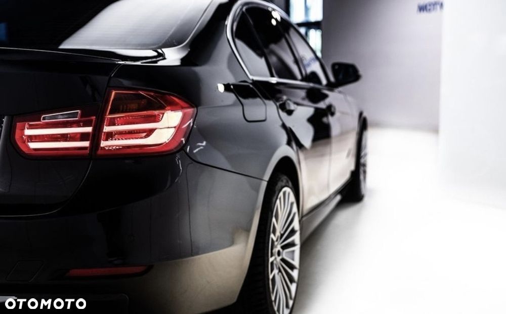 BMW Seria 3 318d Modern Line - 14