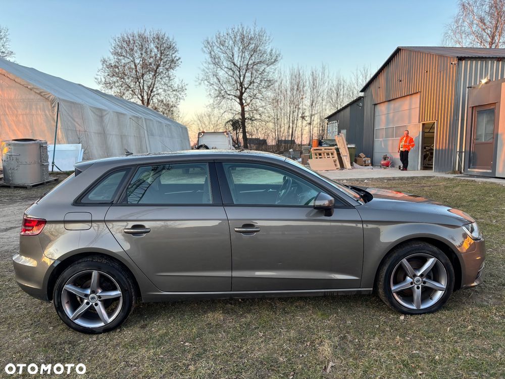 Audi A3 Sportback 1.6 TDI Ambition - 3