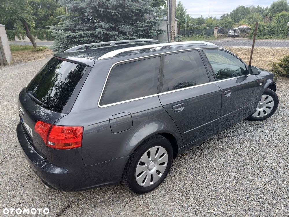Audi A4 Avant 2.0 T FSI - 9