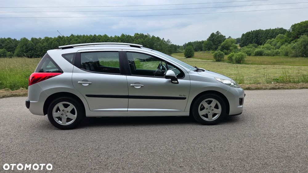 Peugeot 207 95 VTi Urban Style - 5