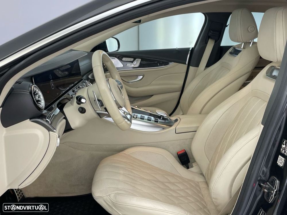 Mercedes-Benz AMG GT 53 4Matic+ - 11