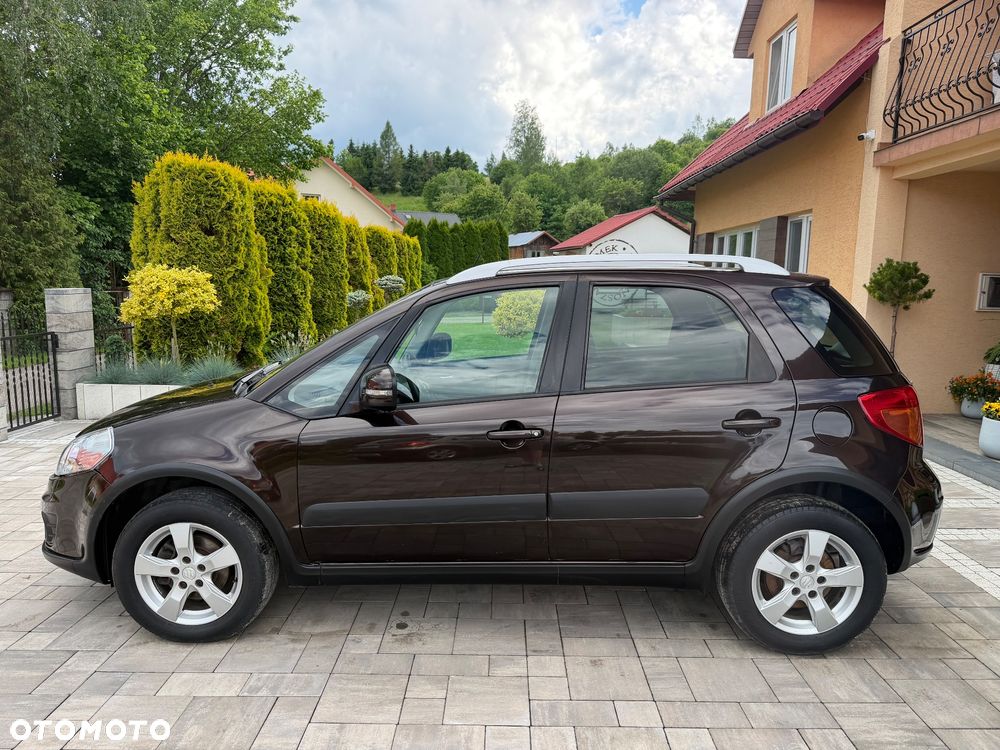 Suzuki SX4 1.6 VVT 4x4 Comfort - 24