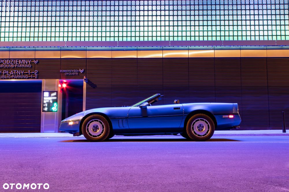 Chevrolet Corvette - 1