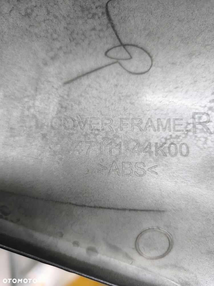 Pokrywa Nadwozia Prawej Strony Suzuki Burgman Street 125 47111-44k00 - 4