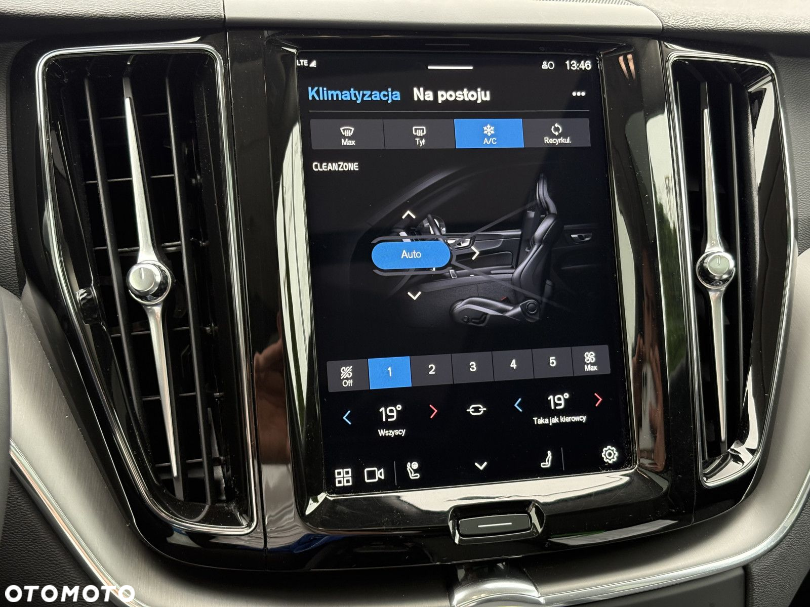 Volvo XC 60 - 13