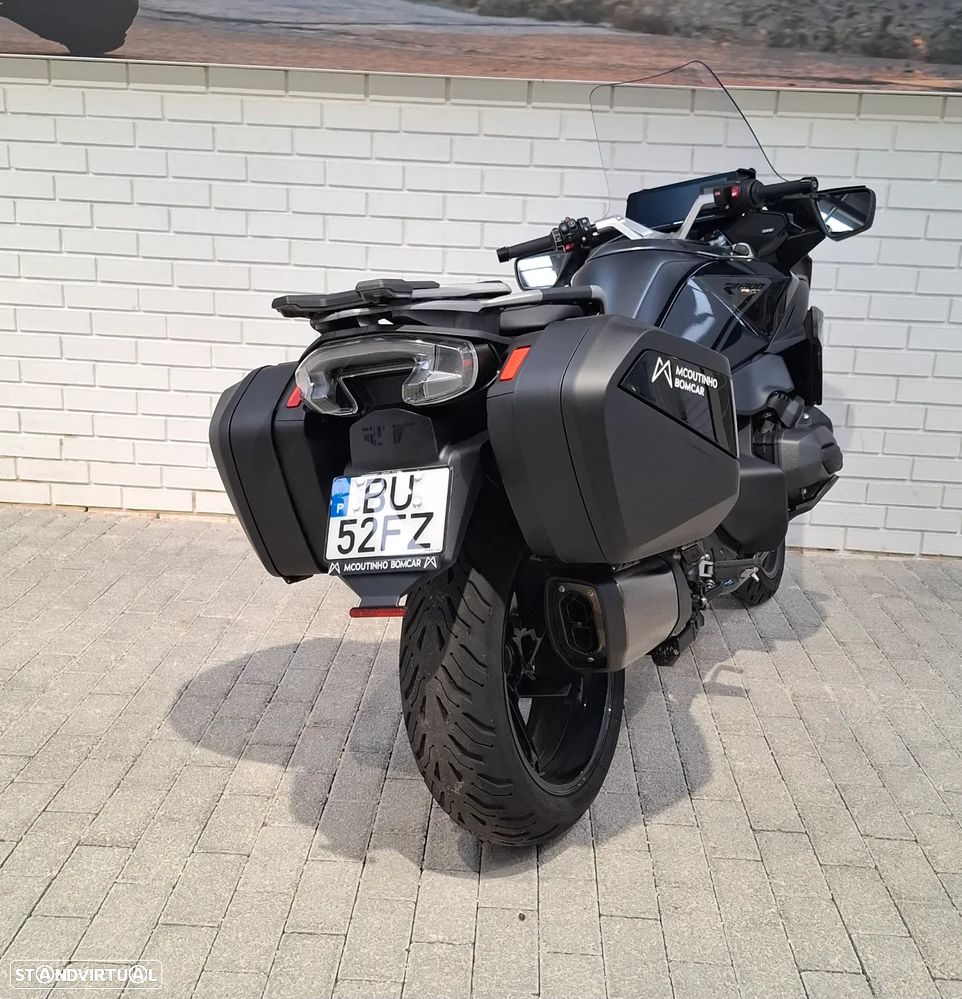 BMW R 1300 RT Triple Black - 4