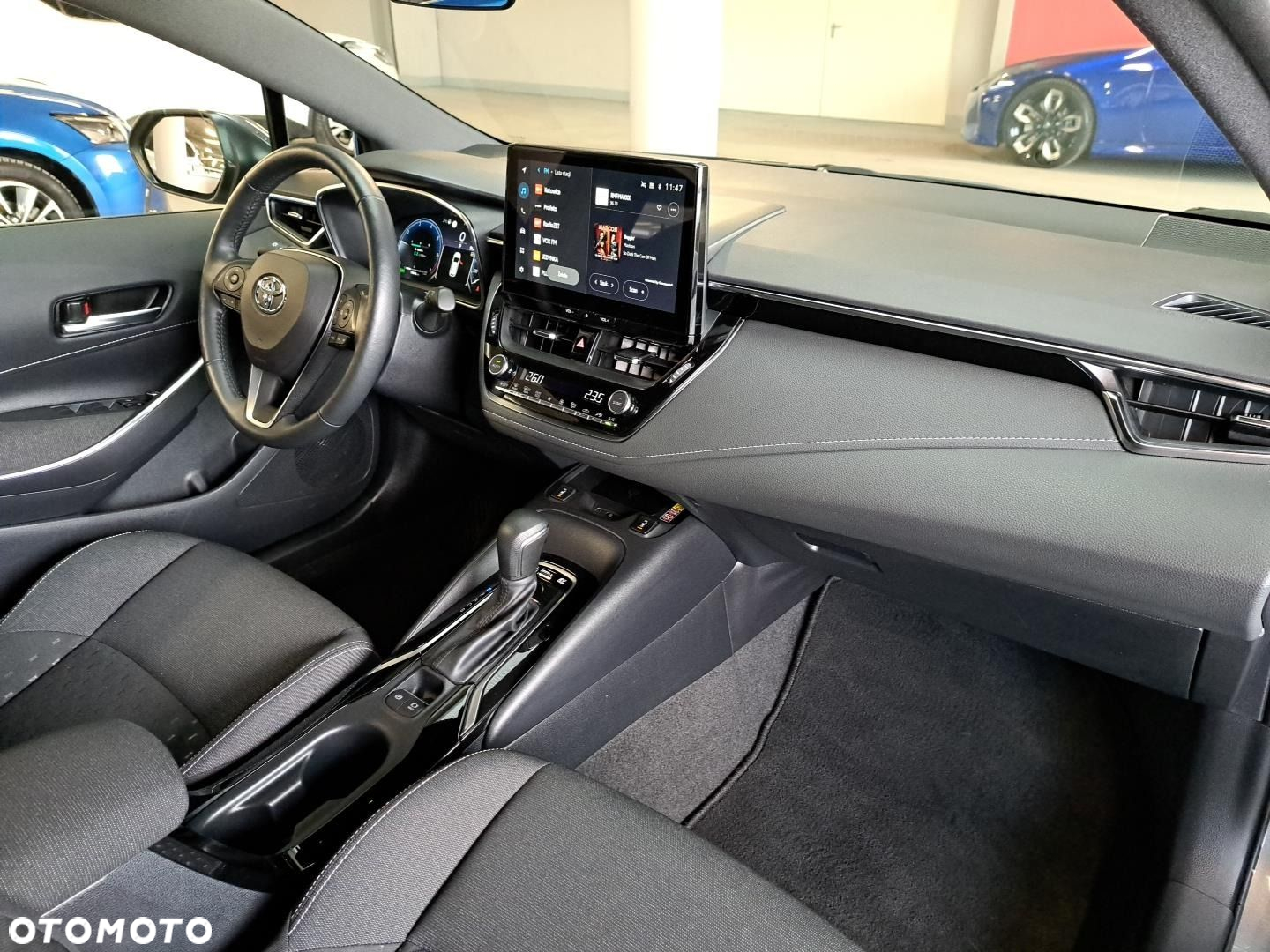 Toyota Corolla - 13