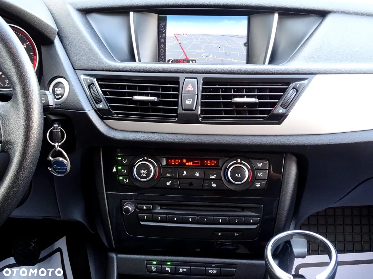 BMW X1 sDrive20d EfficientDynamics - 17