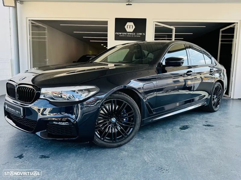 BMW 530 e iPerformance Pack M - 1