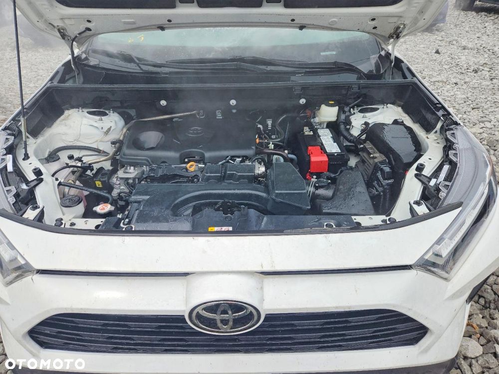 Toyota RAV4 - 11