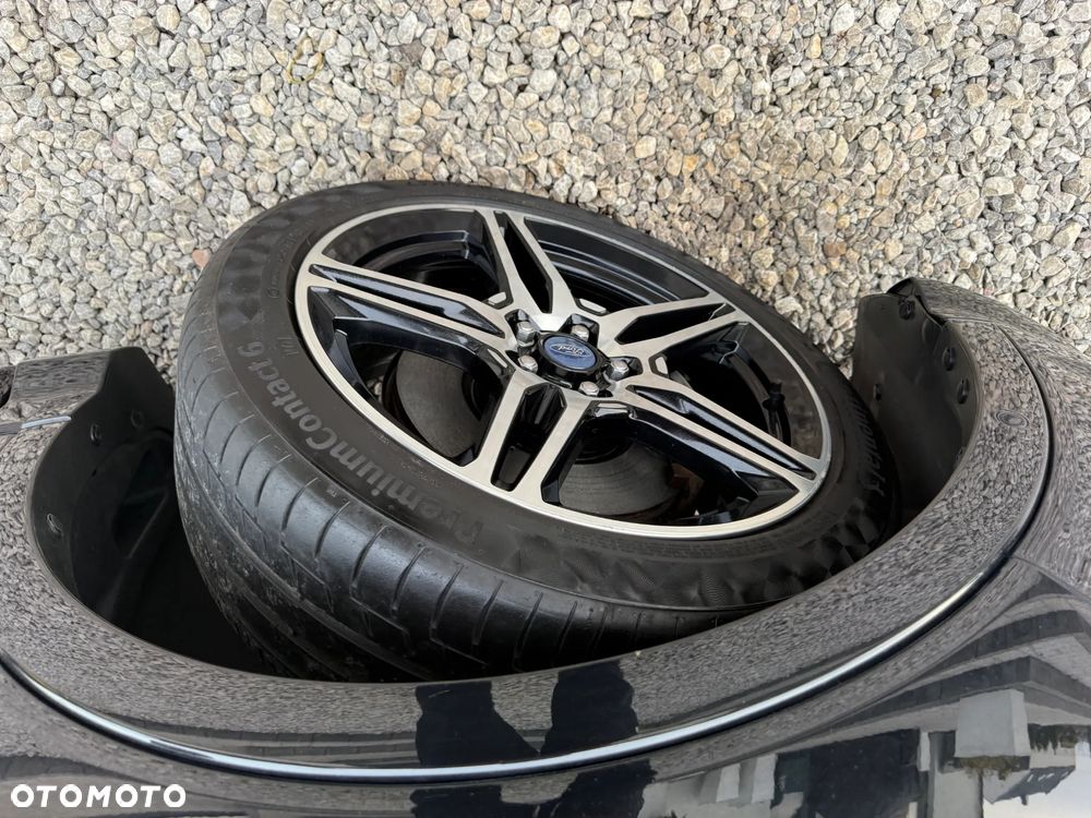 Ford Kuga 2.0 TDCi 4x2 ST-Line - 37