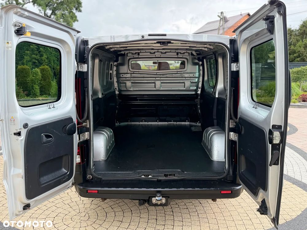 Renault TRAFIC - 4