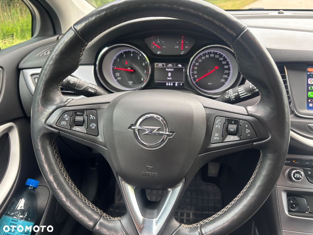 Opel Astra 1.4 T Ultimate S&S - 27