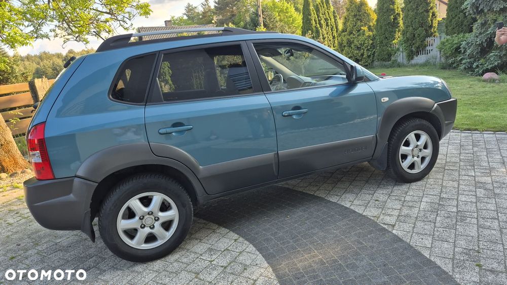 Hyundai Tucson 2.0 Comfort 2WD - 4