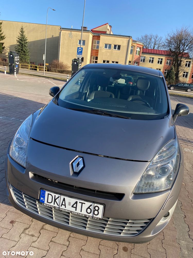 Renault Scenic 1.9 dCi Bose Edition - 1