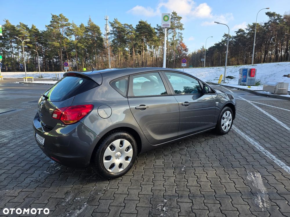 Opel Astra 1.6 Edition - 8