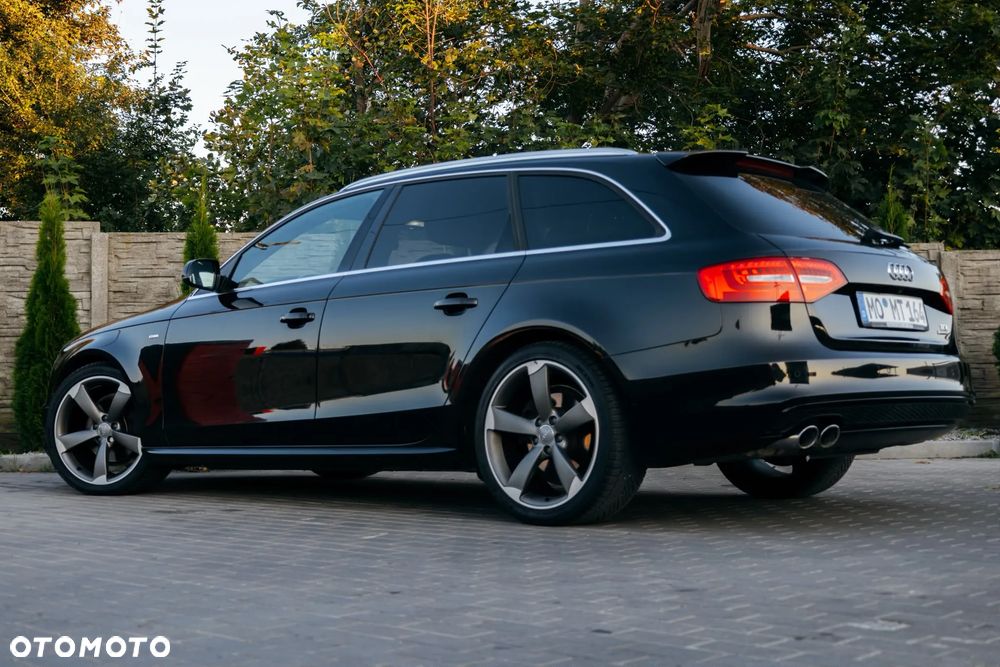 Audi A4 Avant 2.0 TDI DPF quattro S tronic S line Sportpaket - 6