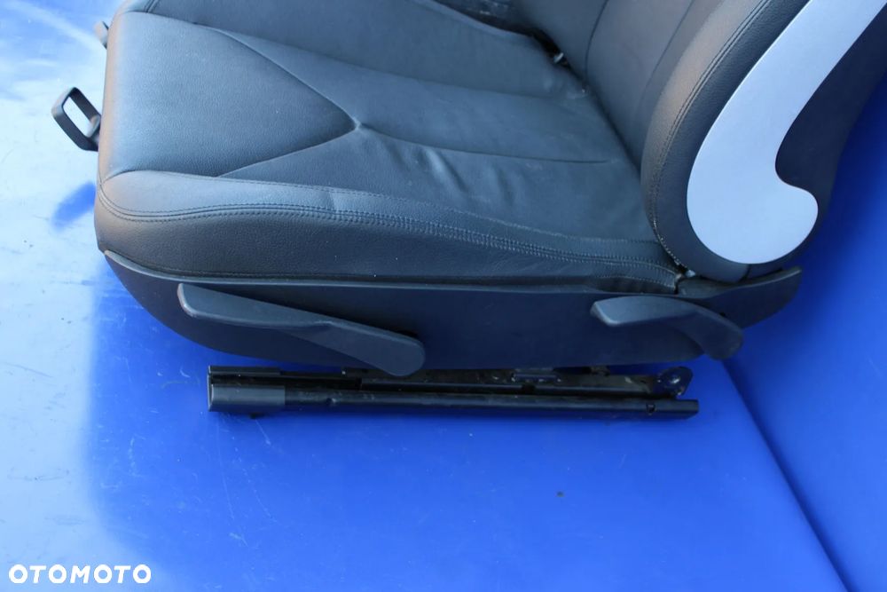 Fotele przednie grzane z nadmuchem Airscarf Mercedes SLK R171 W171 Anglik - 13