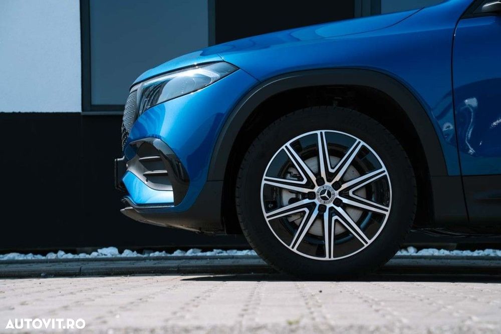 Mercedes-Benz EQB 300 4MATIC - 31