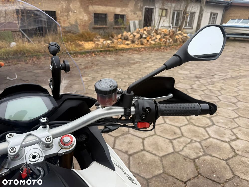 Aprilia Caponord - 8