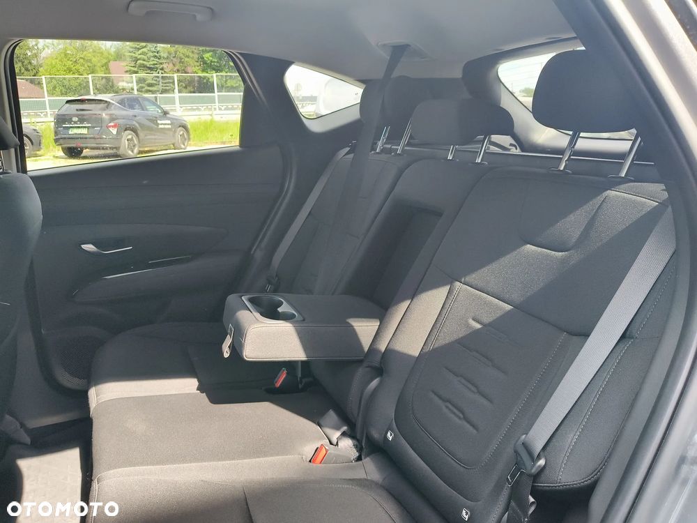 Hyundai Tucson 1.6 T-GDi HEV Smart 2WD - 16