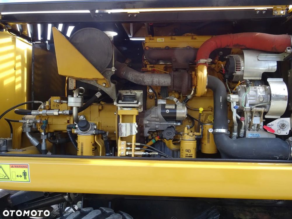 Caterpillar M315D - 12