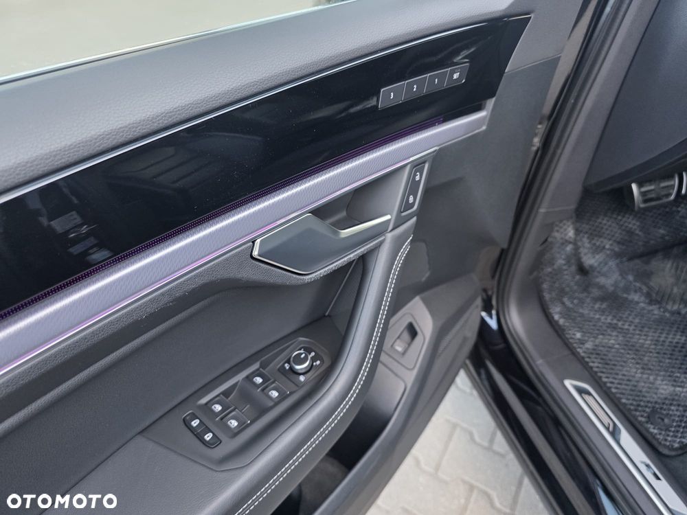 Volkswagen Touareg 3.0 V6 TDI SCR 4Mot R-Line - 11