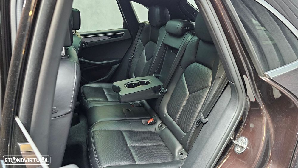 Porsche Macan S - 26