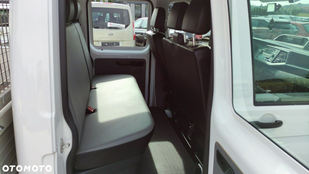Volkswagen Transporter - 7