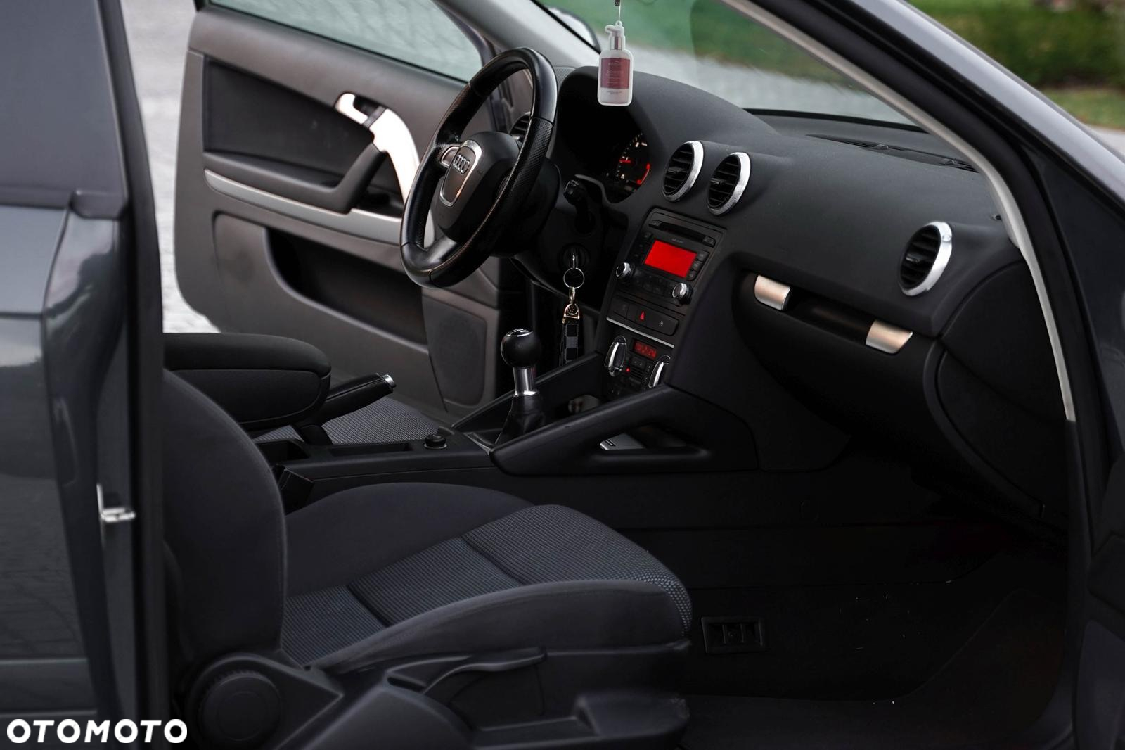 Audi A3 1.9 TDI Ambiente - 13