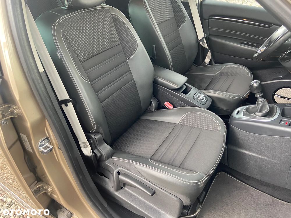 Renault Scenic Energy TCe 130 S&S Bose Edition - 24