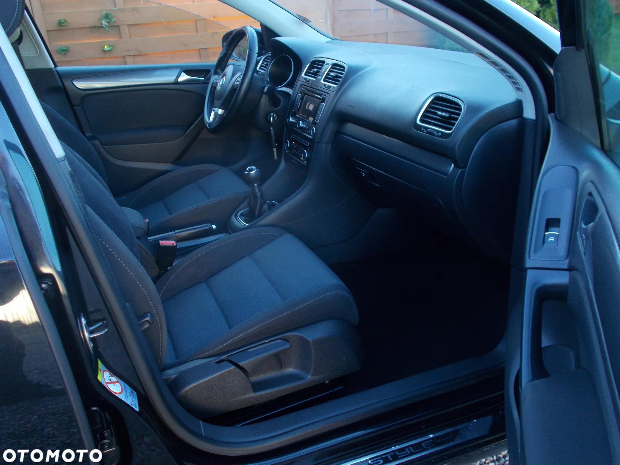 Volkswagen Golf VI 2.0 TDI Highline - 6