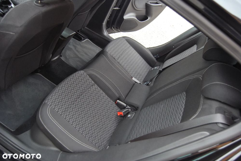 Opel Astra 1.4 T Dynamic - 34