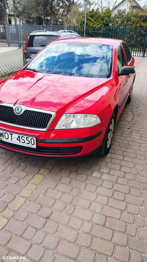 Skoda Octavia 1.6 Mint - 1