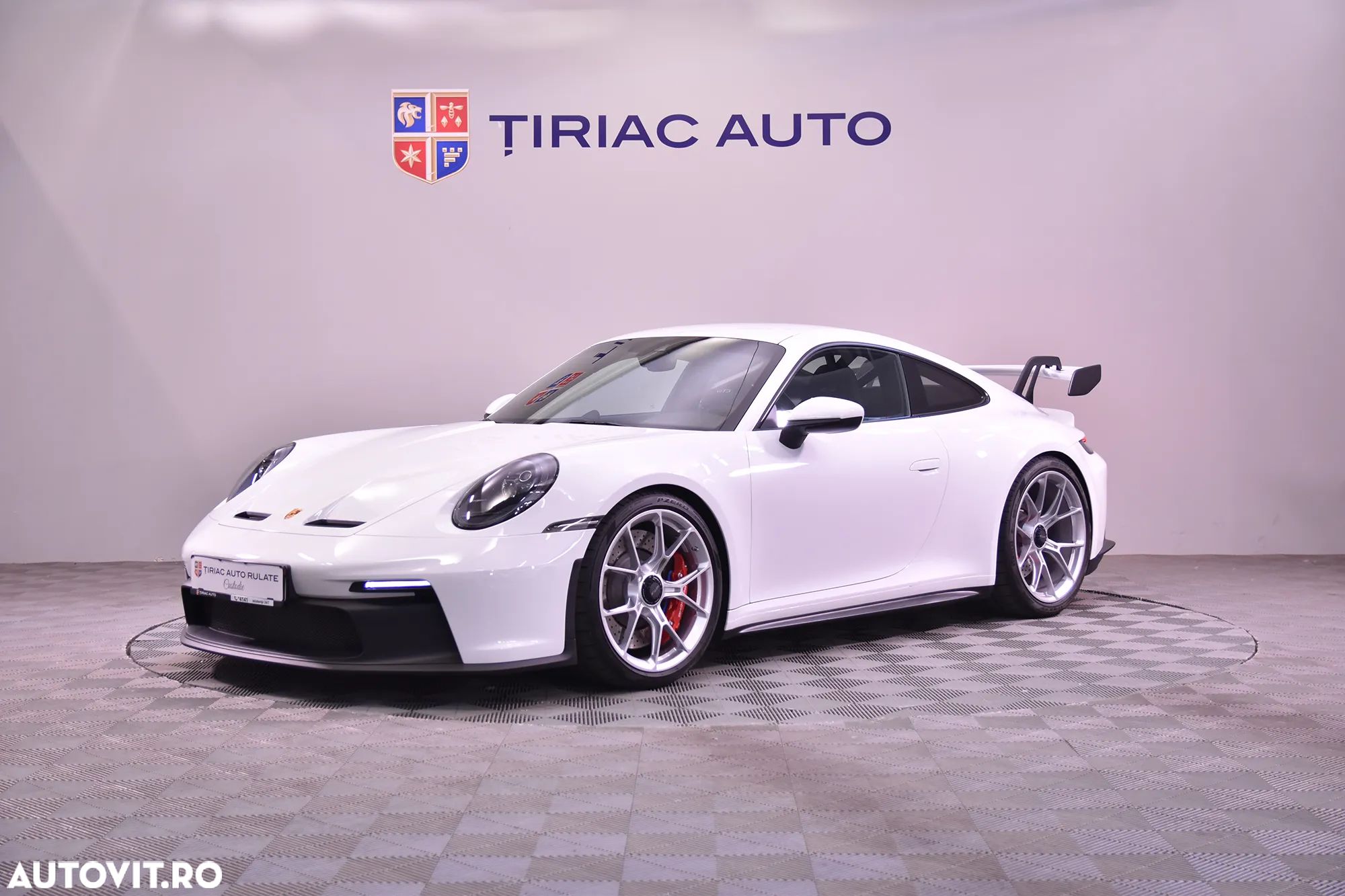 Porsche 911 GT3 - 1