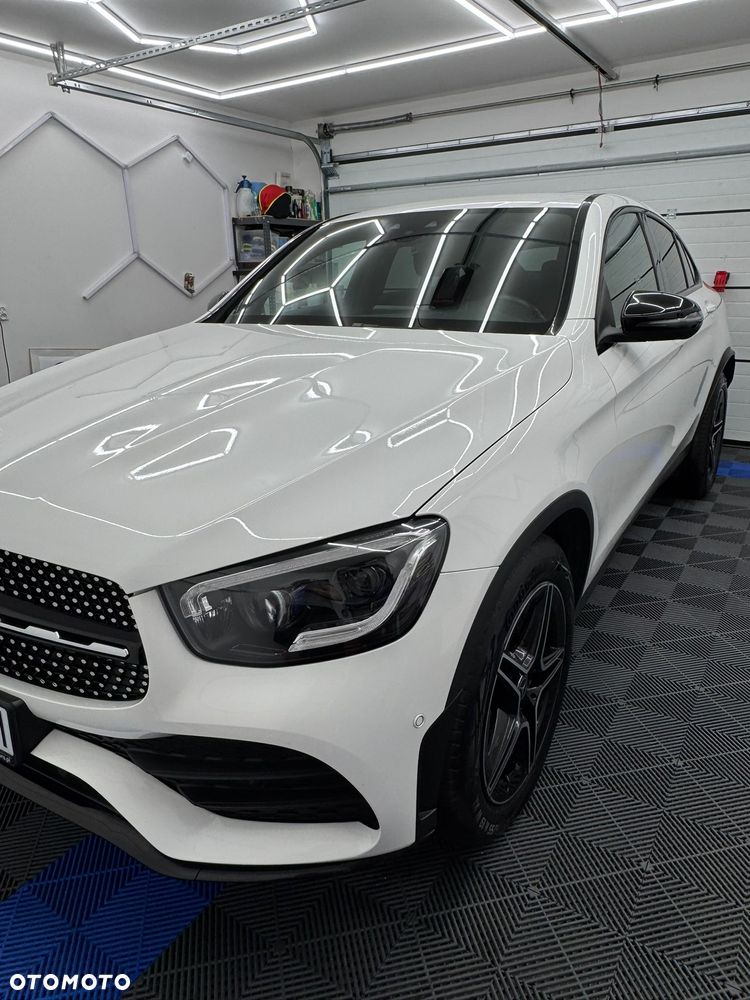 Mercedes-Benz GLC 300 4Matic 9G-TRONIC AMG Line Plus - 7