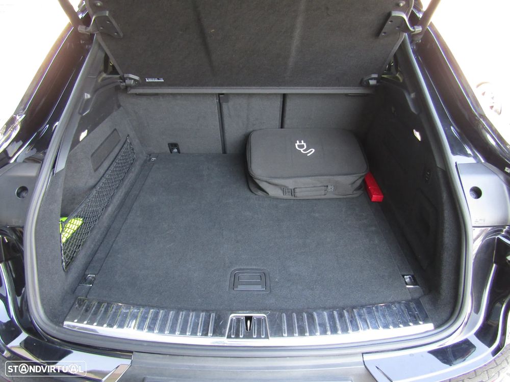 Porsche Cayenne Coupé E-Hybrid - 30