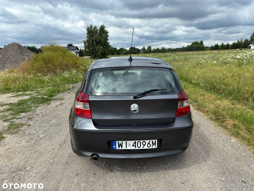 BMW Seria 1 116i - 8