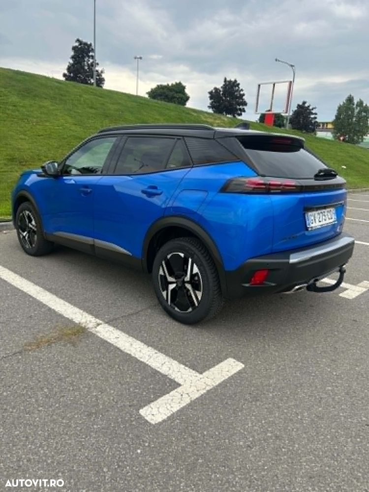 Peugeot 2008 PureTech 130 EAT8 GT Exclusive - 8