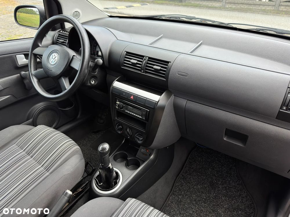 Volkswagen Fox - 13
