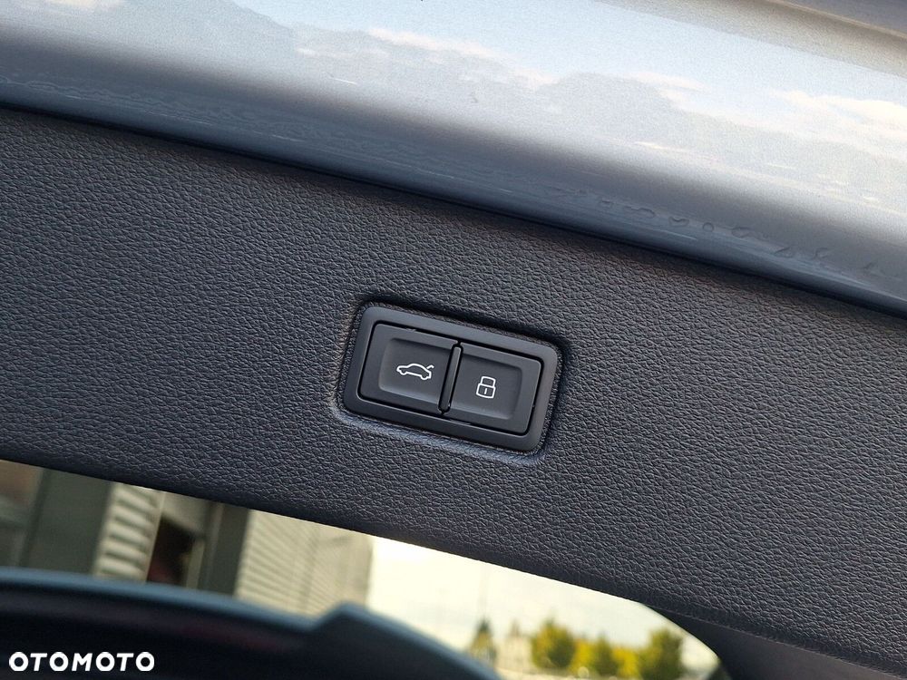 Audi Q7 45 TDI mHEV Quattro S Line Tiptr - 32