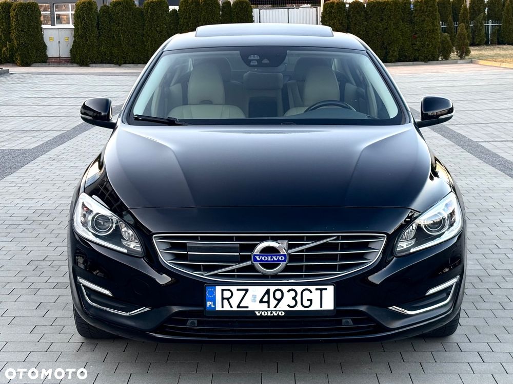 Volvo S60 - 17
