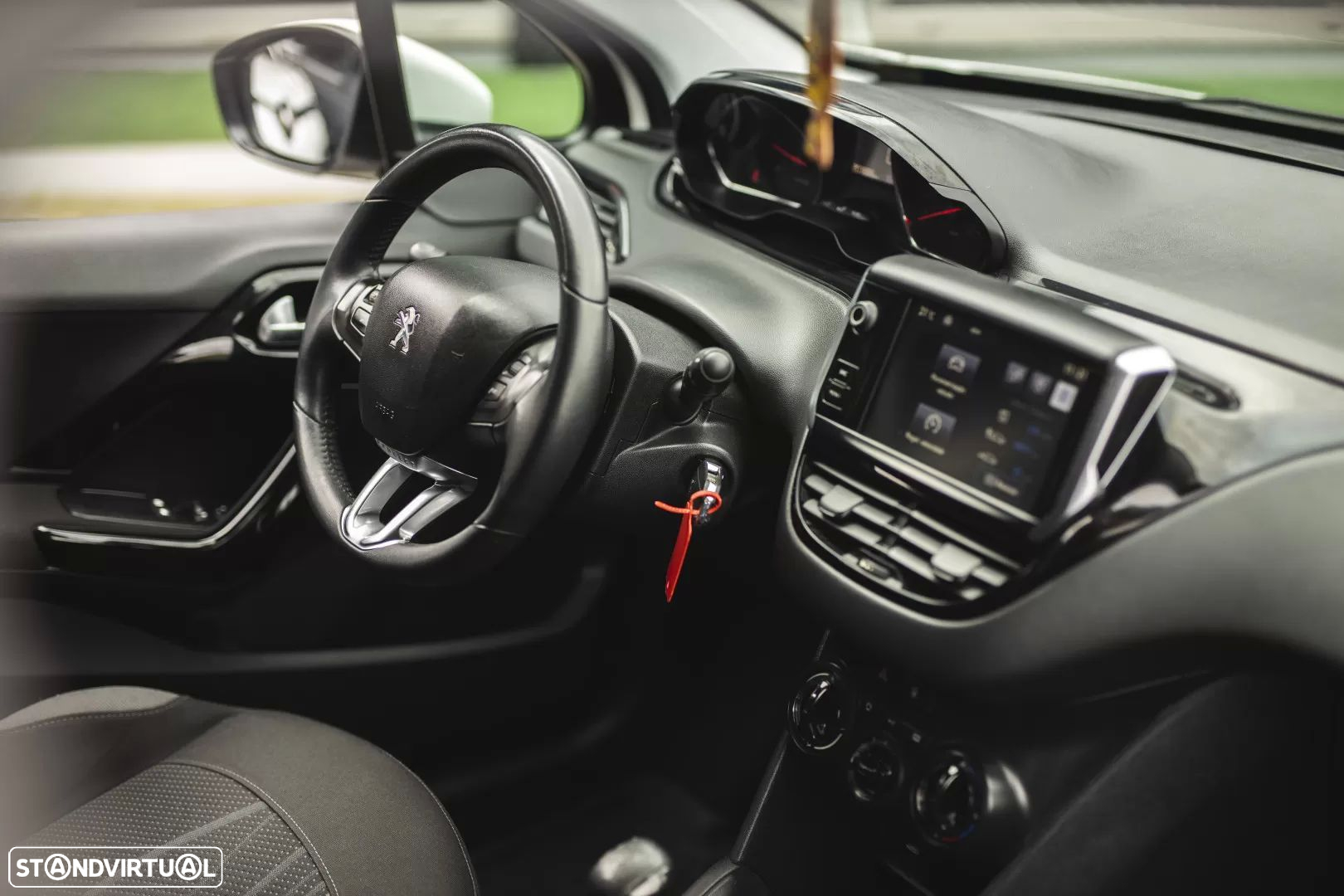 Peugeot 208 1.4 HDi Active - 12